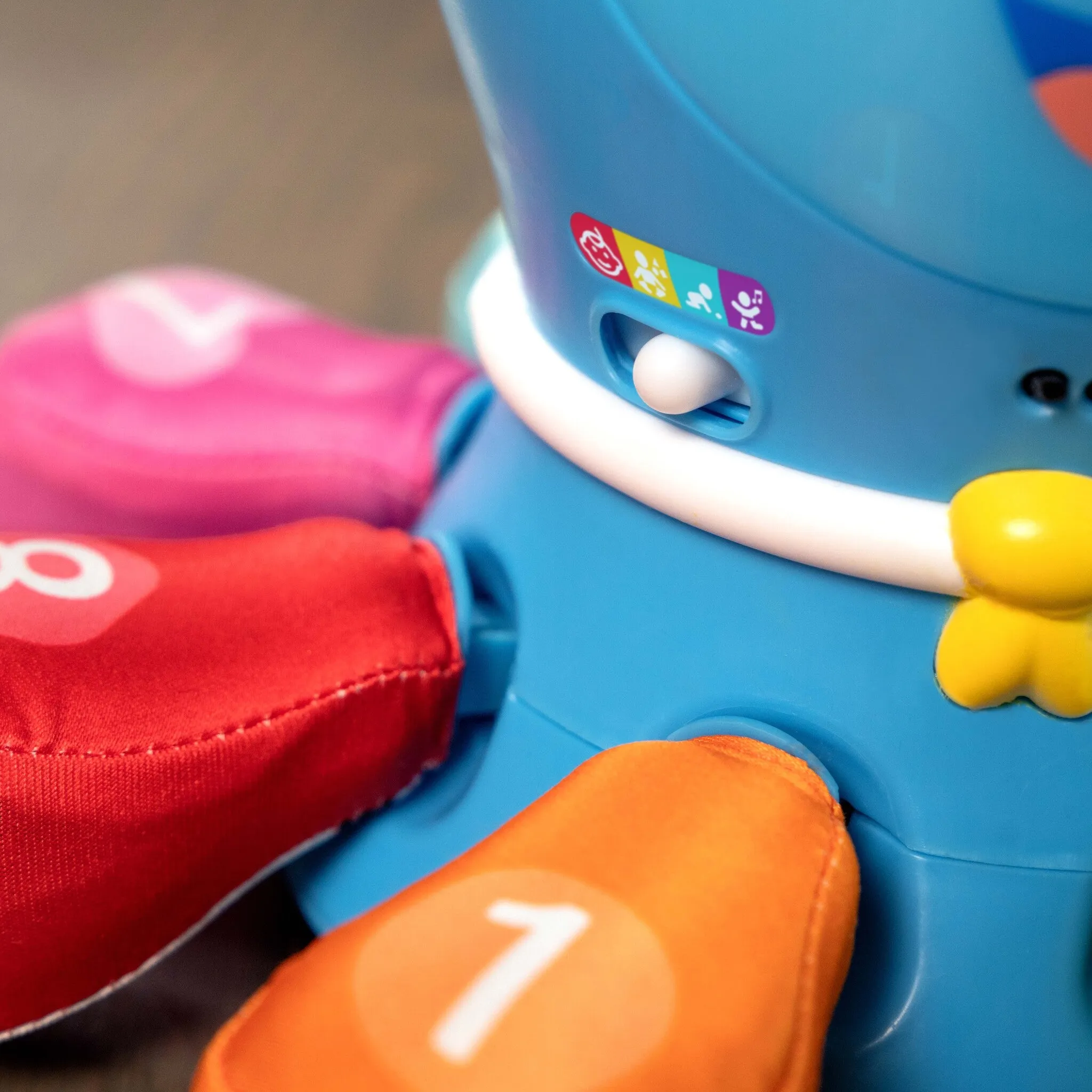 Baby Einstein - Go Opus Go™ 4-in-1 Play Chase Pal