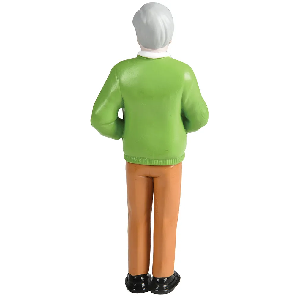 Caucasian Pretend Play Vinyl Family Figurines | 8 Piece Set