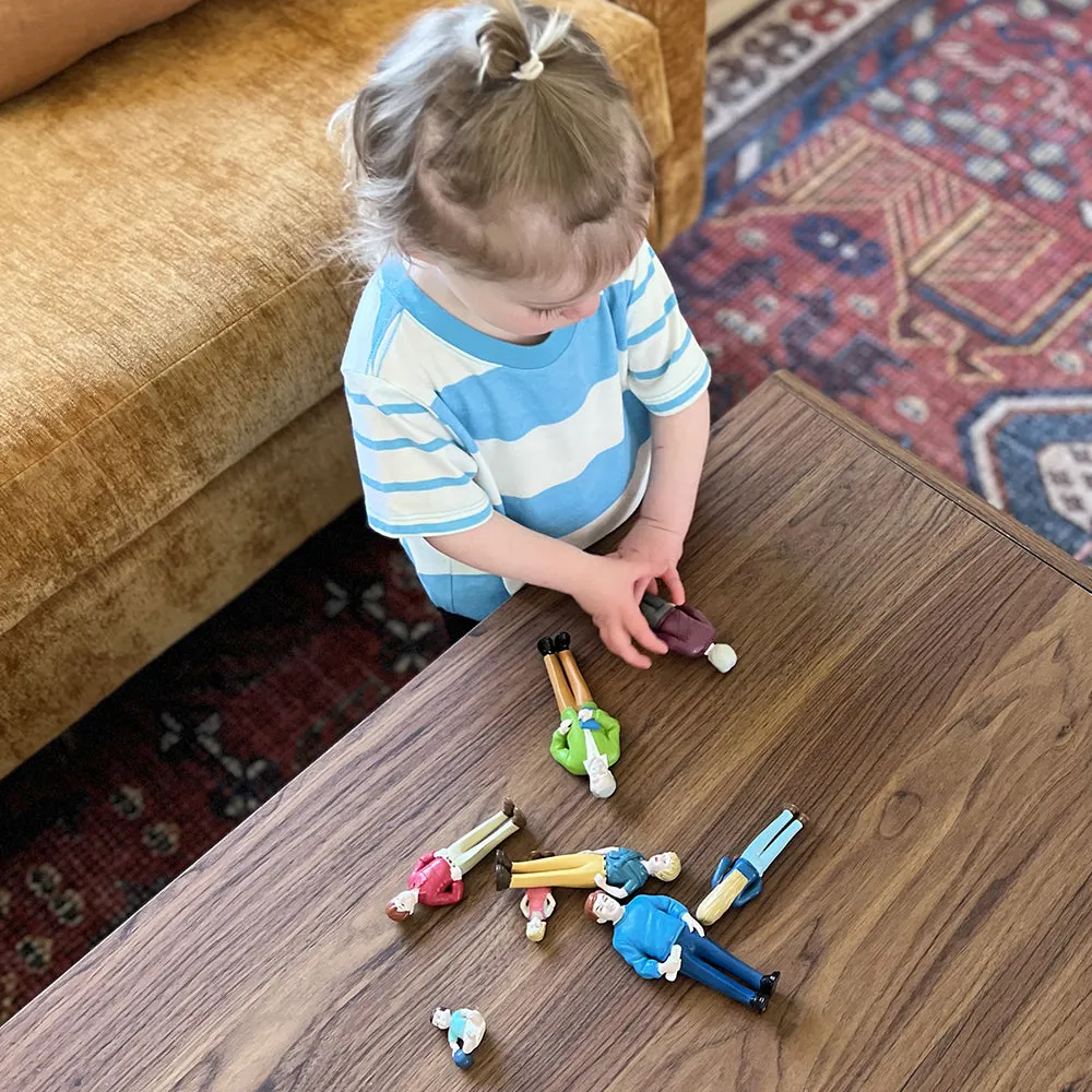 Caucasian Pretend Play Vinyl Family Figurines | 8 Piece Set