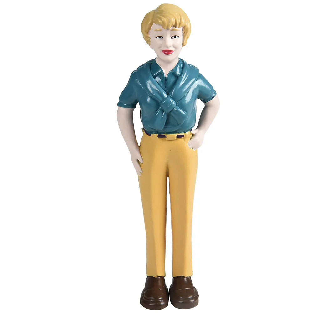 Caucasian Pretend Play Vinyl Family Figurines | 8 Piece Set