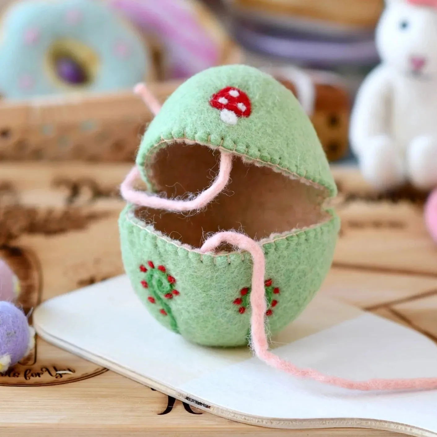 Felt Egg Treasure Pouch - Green With Mushroom