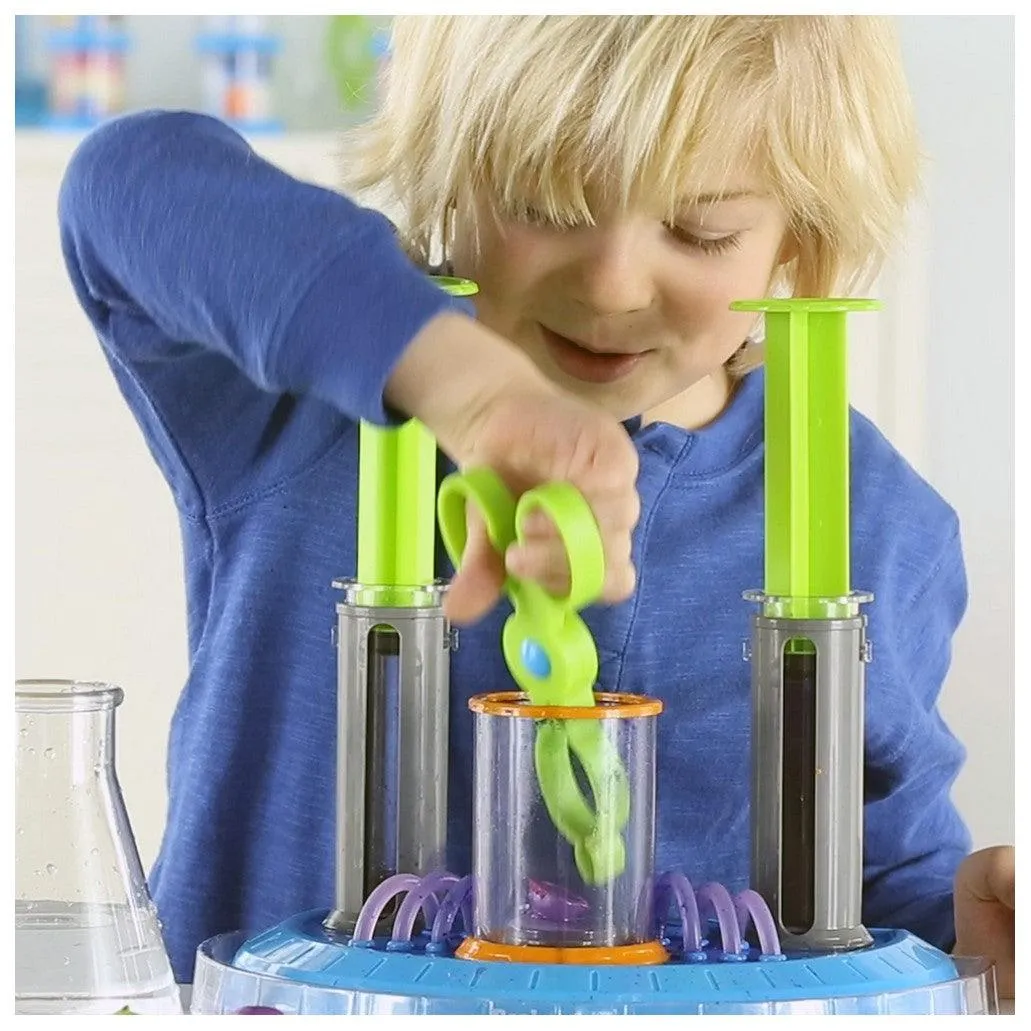 Learning Resources Beaker Creatures Liquid Reactor Super Lab