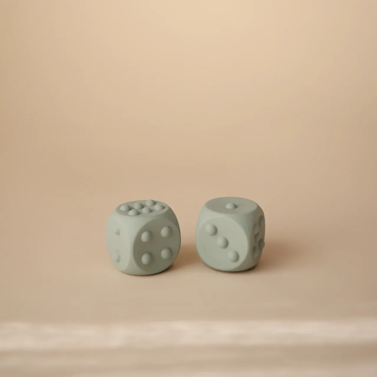 Mushie Dice Press Toy 2-pack