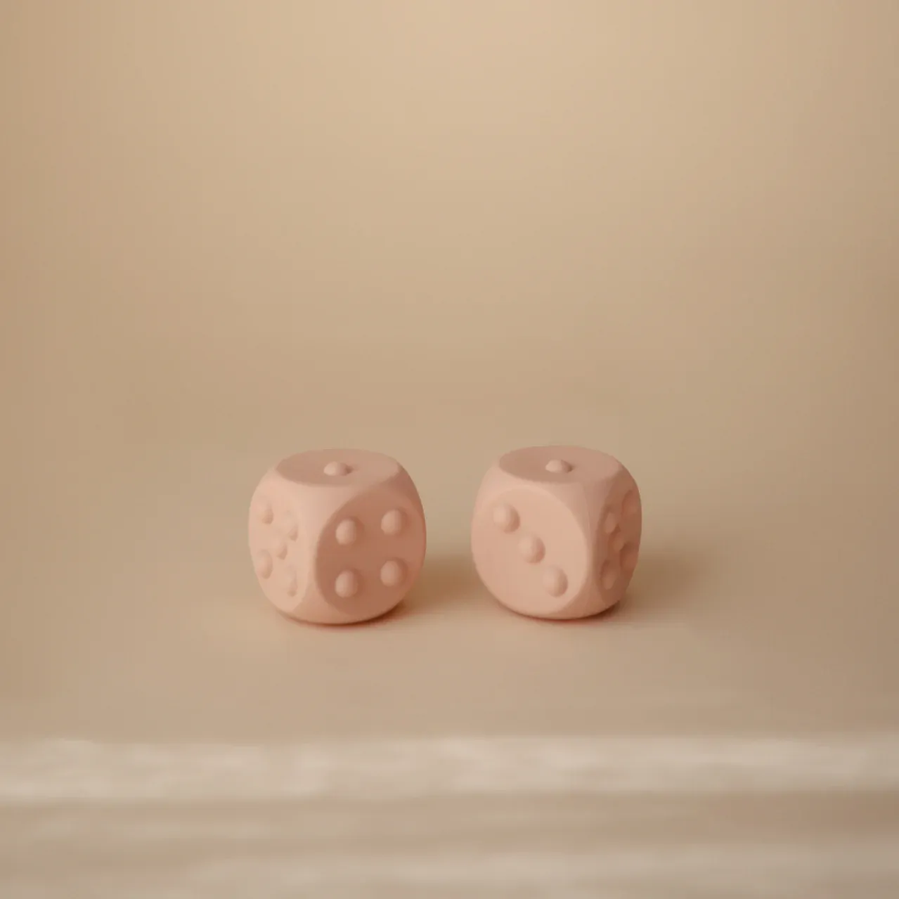 Mushie Dice Press Toy 2-pack